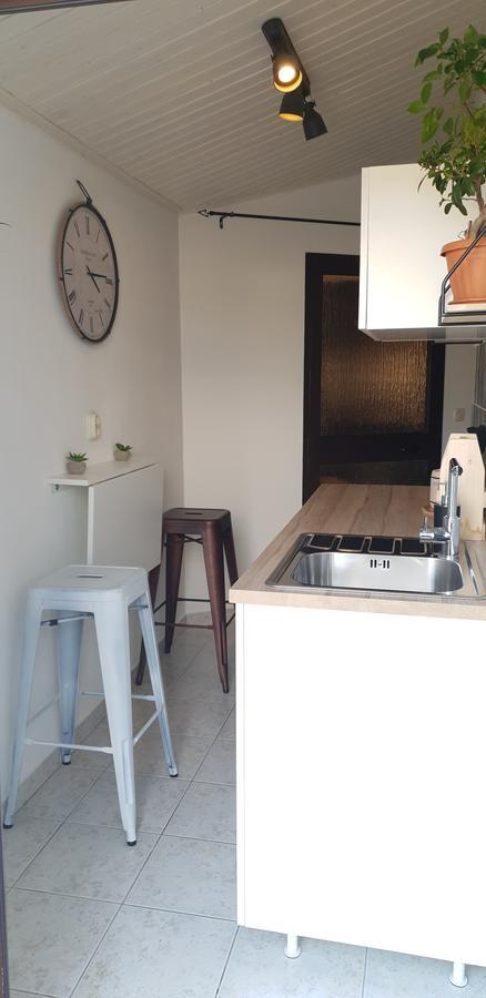 Apartment Tezak Kukci Exteriör bild